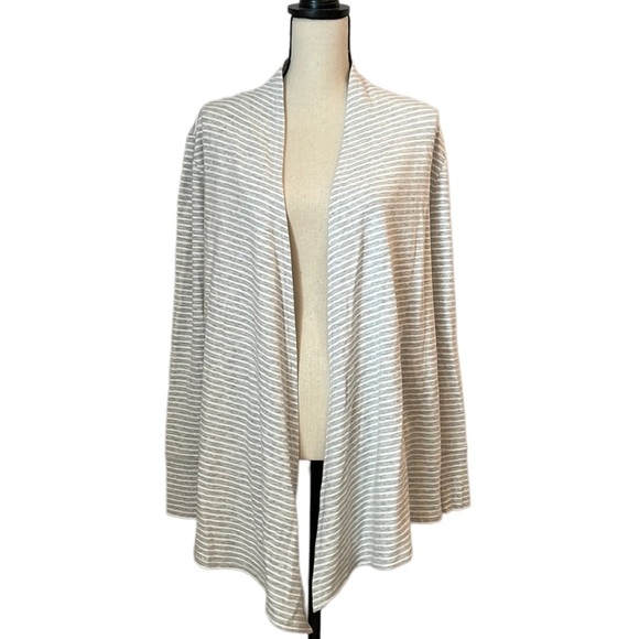 NWT Chico’s Zenergy Stripe Rib Mix Cardigan SZ L Heather Gray Soft and Stretchy - Picture 2 of 13